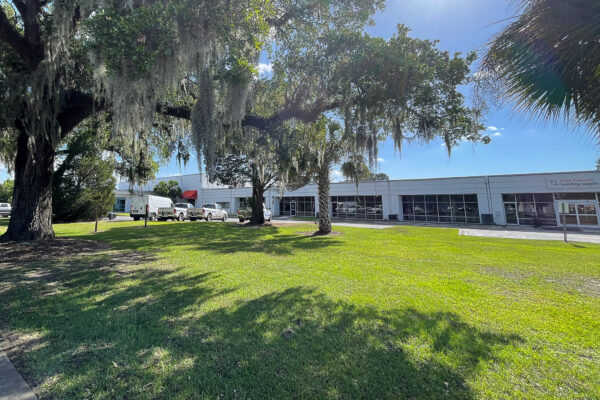 3870 Leeds Ave North Charleston for lease