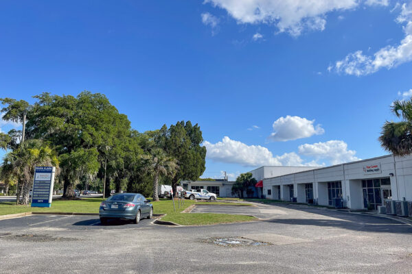 3870 Leeds Ave North Charleston for lease